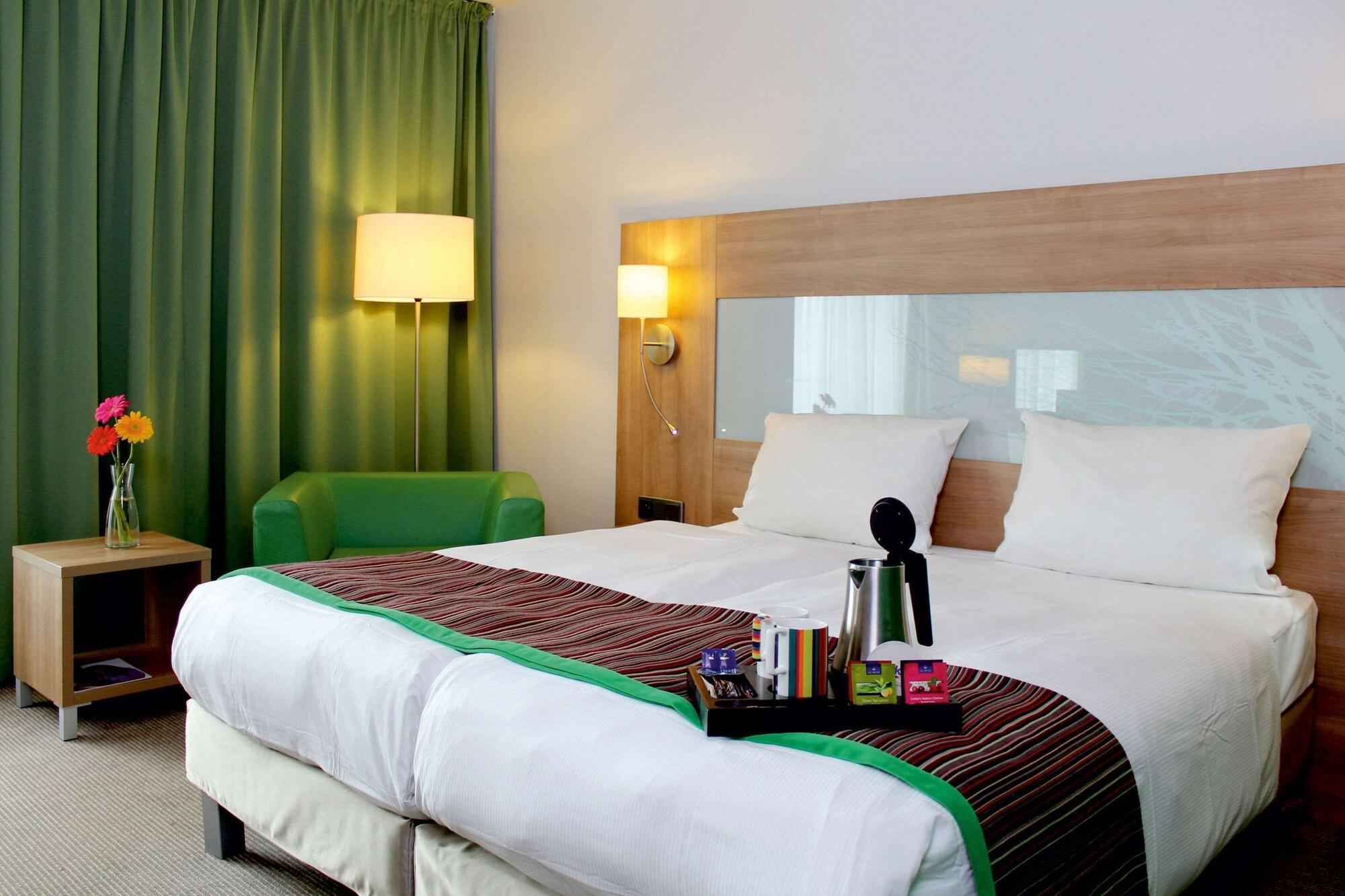 ควอลิตี้ โฮเต็ล ออสตราวาซิตี้ Hotel ภายนอก รูปภาพ