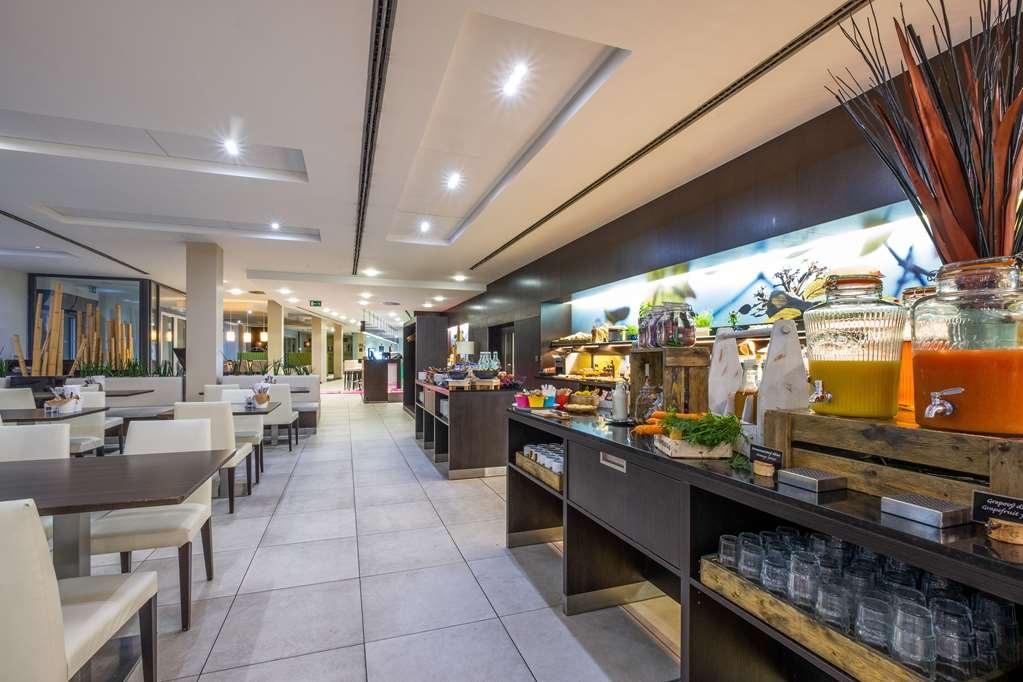 ควอลิตี้ โฮเต็ล ออสตราวาซิตี้ Hotel ร้านอาหาร รูปภาพ